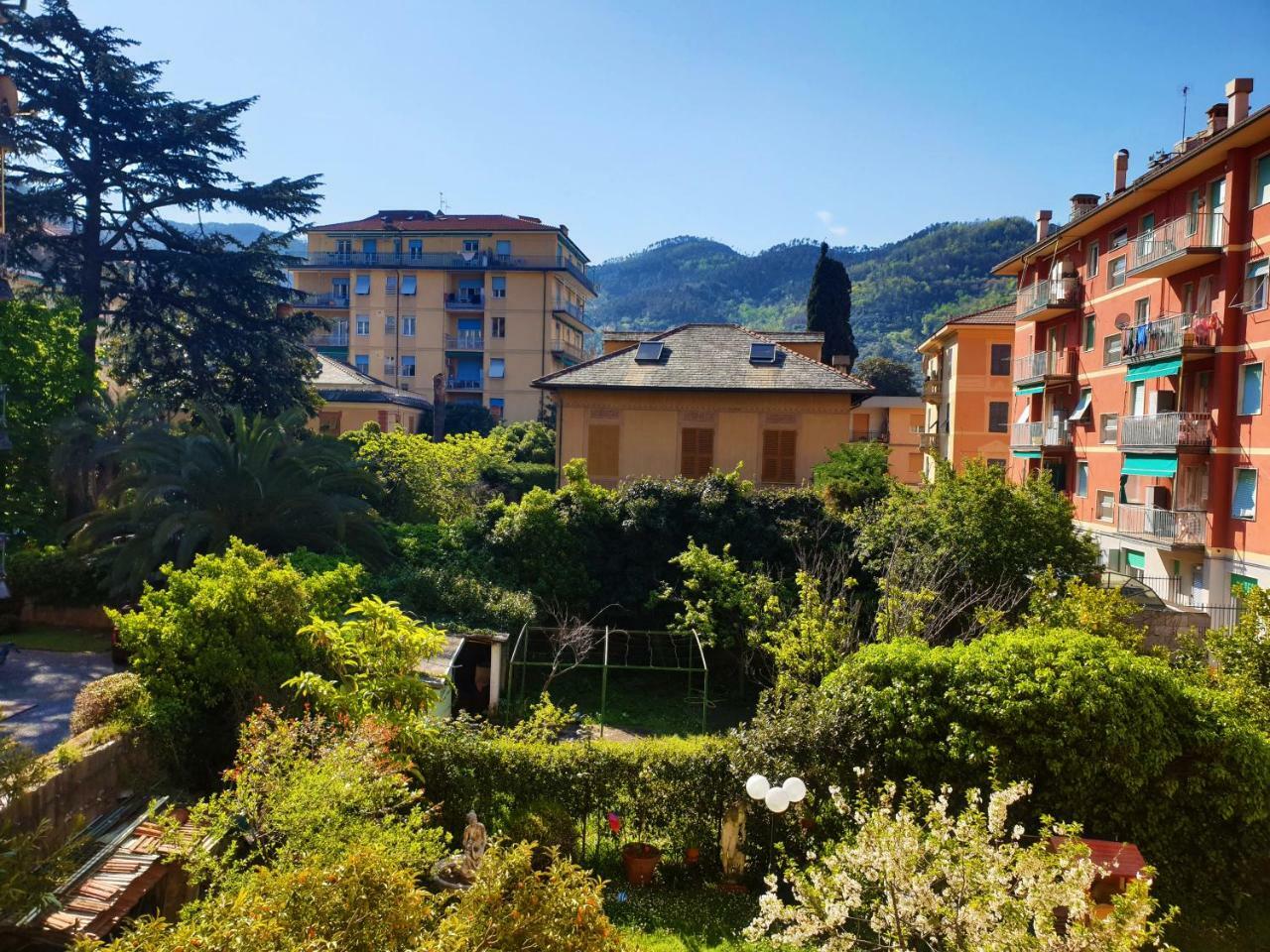 Edera Hotel Леванто Екстериор снимка