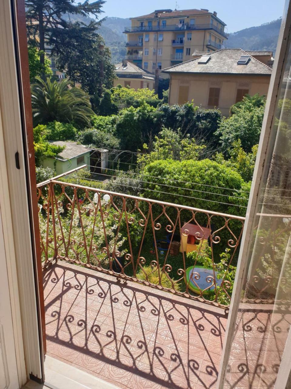 Edera Hotel Леванто Екстериор снимка